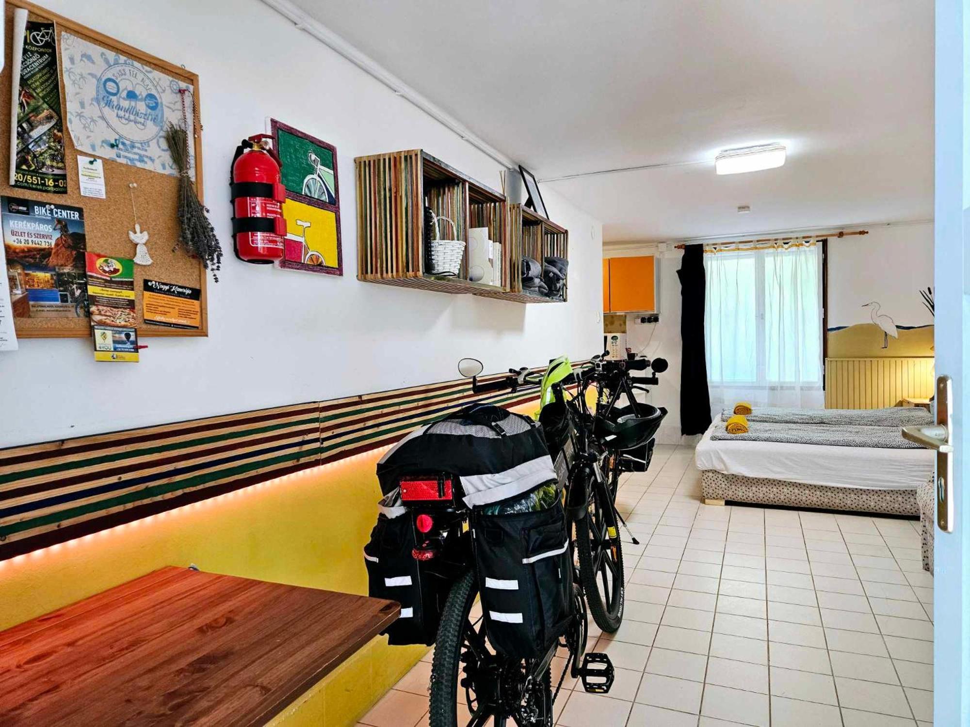 Apartment For Cyclists Ride In Balatonalmádi Exteriér fotografie
